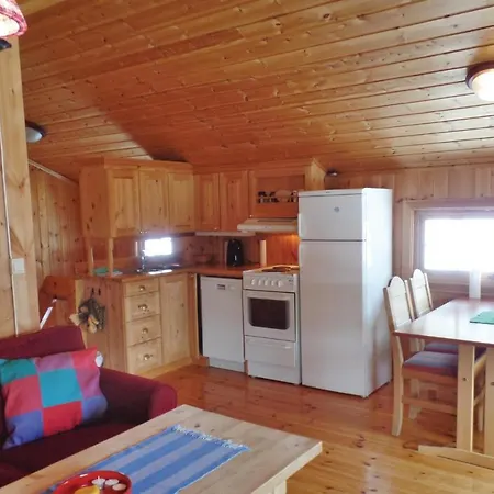 Stunning In Ringebu With Kitchen Odlo